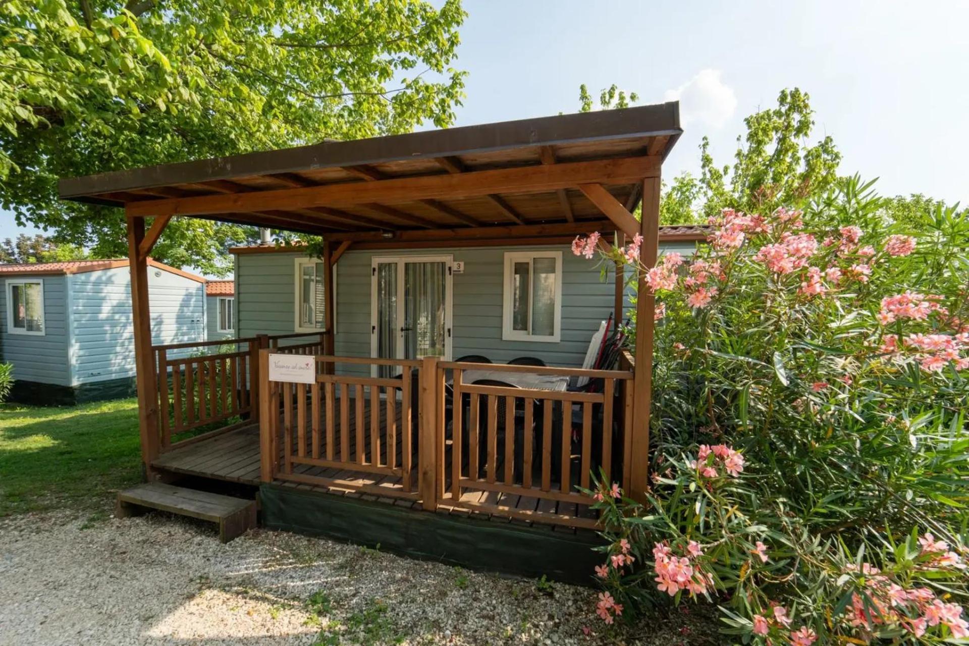 Vacanze Glamping Boutique Сан-Феличе-дель-Бенако Экстерьер фото