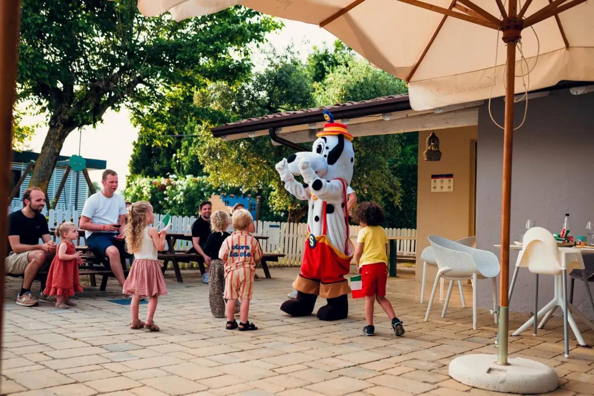 Vacanze Glamping Boutique Сан-Феличе-дель-Бенако Экстерьер фото