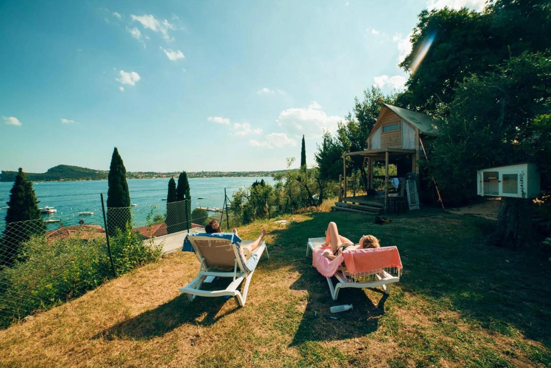 Vacanze Glamping Boutique Сан-Феличе-дель-Бенако Экстерьер фото