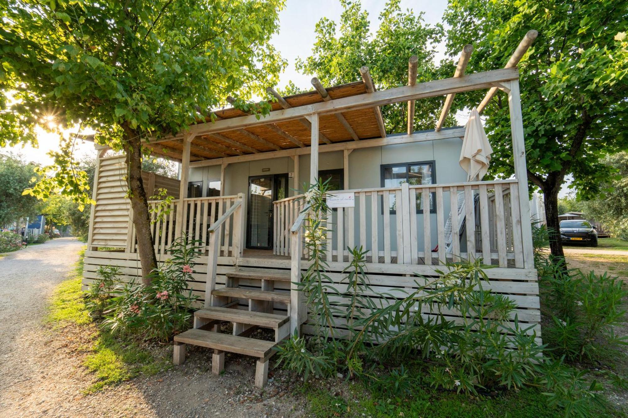 Vacanze Glamping Boutique Сан-Феличе-дель-Бенако Номер фото