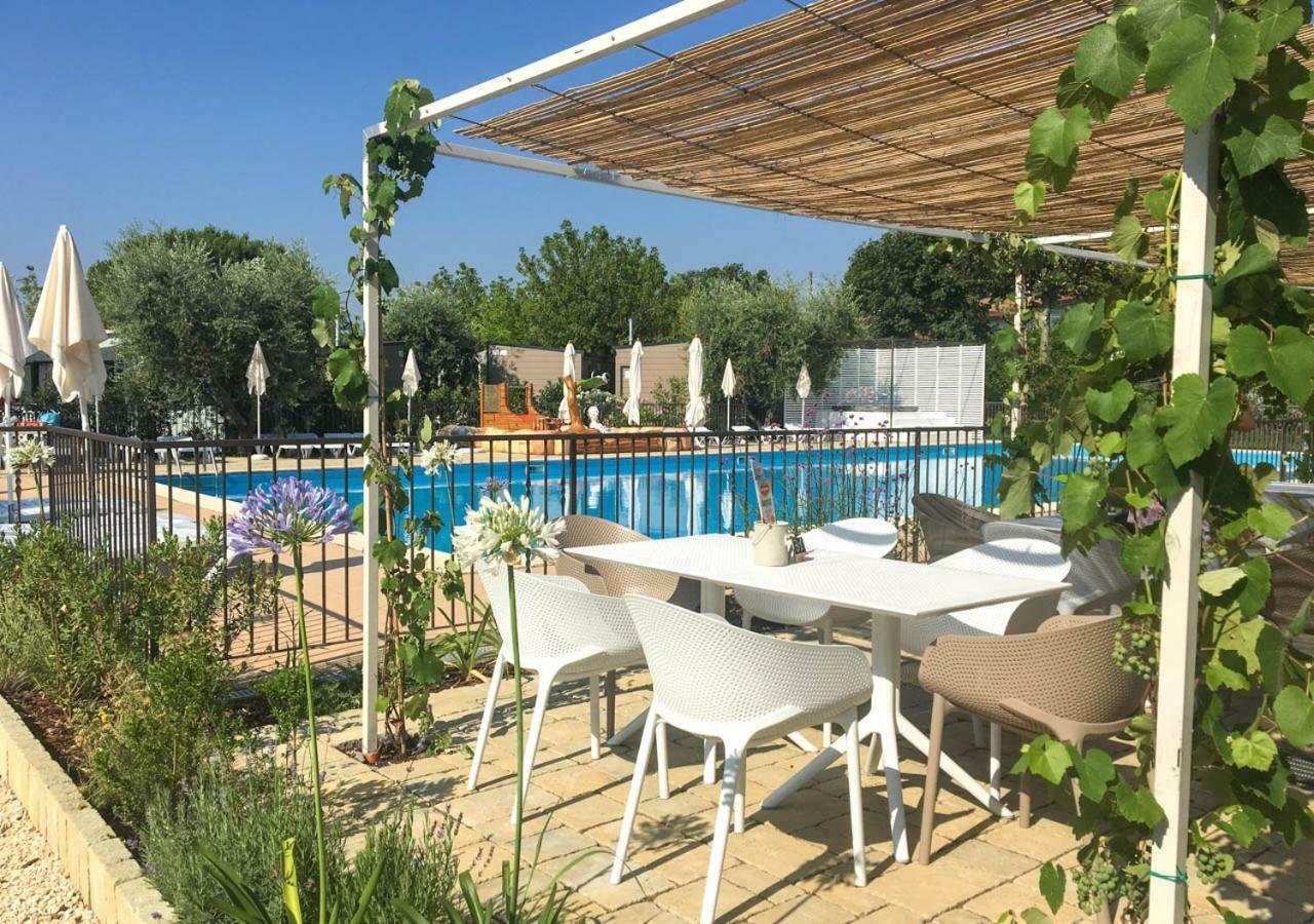 Vacanze Glamping Boutique Сан-Феличе-дель-Бенако Экстерьер фото