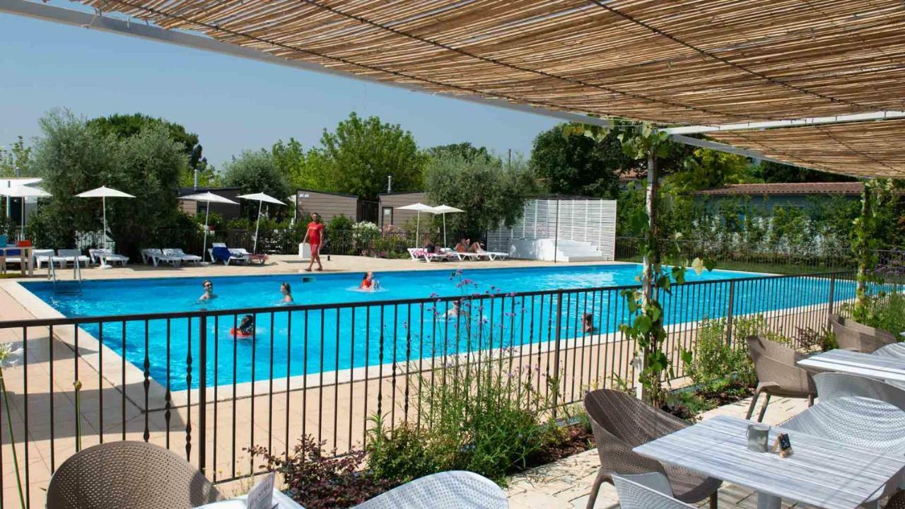 Vacanze Glamping Boutique Сан-Феличе-дель-Бенако Экстерьер фото